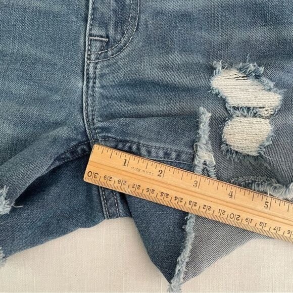 Vigoss The Jagger Distressed Jean Shorts Size 26 XS Cut Off Raw Hem Denim Short - Picture 9 of 10